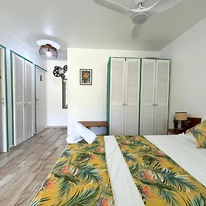  Appartement La Marigalantine - Wifi, Piscine, Accessible A Pied